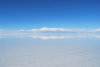 ウユニ塩湖（イメージ）